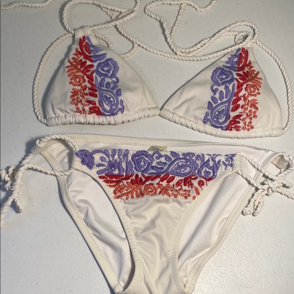 Victoria’s Secret White Bikini with Red and Purple Embroidery - Picture 1 of 15